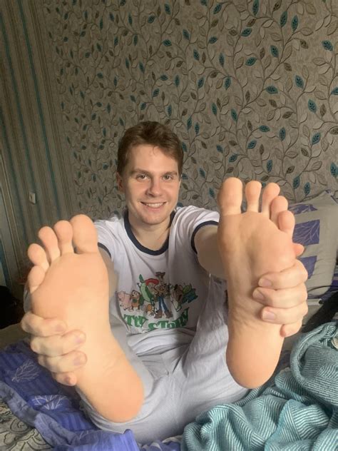 str8crush feet|Str8Crushfeet Porn – Gay Male Tube.